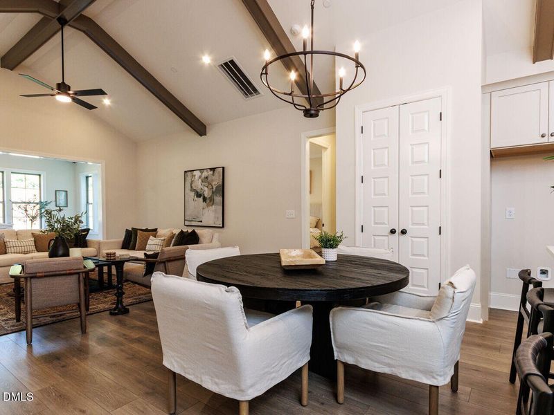 014-1280x960-dining-room