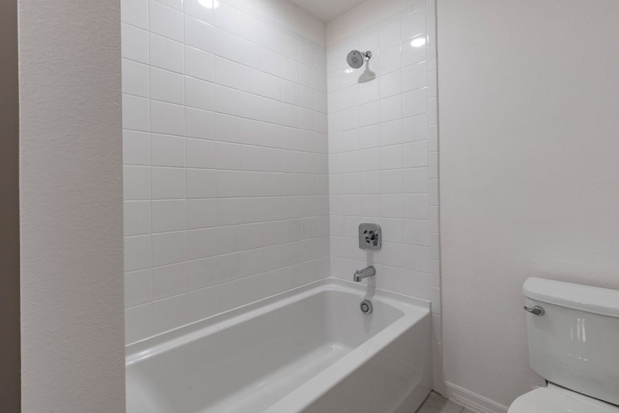 Upgraded Bathroom with Contemporary Design in Central Florida Home Upgraded Bathroom with Contemporary Design in Central Florida Home