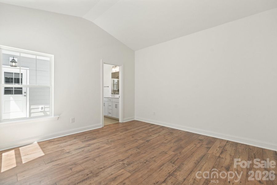 Spacious, unfurnished interior of a new home in , Asheville (Image 20).