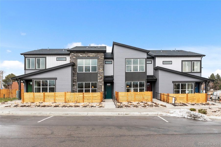 Staged Model not actual unit. Staged Model not actual unit.