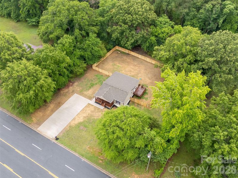 Image 34 of a home in .