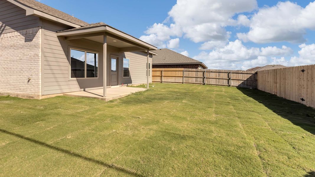 Exterior details and patio area of a home in Everest Heights, Lubbock (Image 4). Exterior details and patio area of a home in Everest Heights, Lubbock (Image 4).