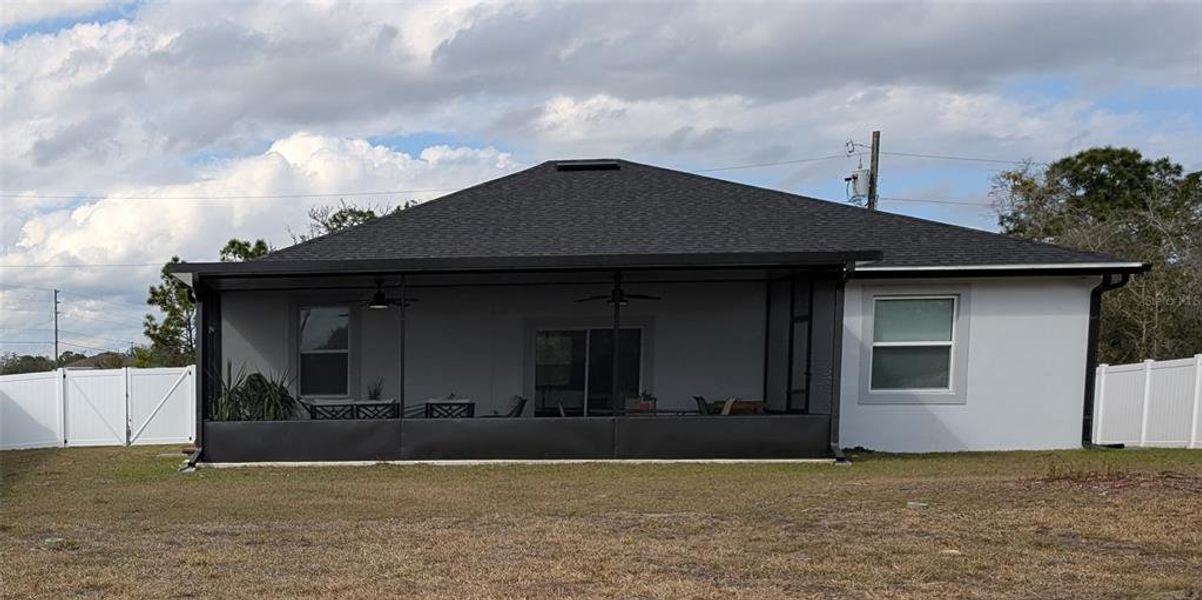 Exterior details and patio area of a home in , Poinciana (Image 37).