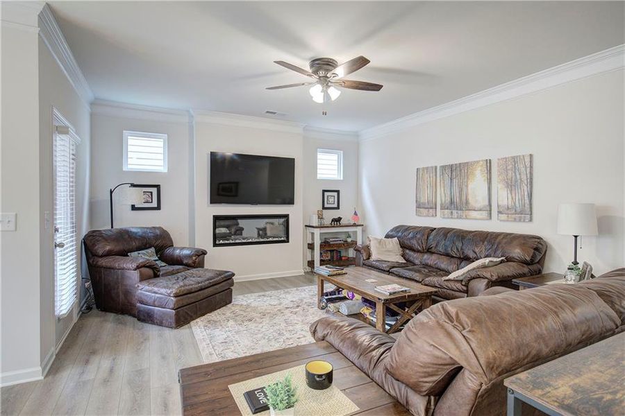 Furnished interior view inside a new home in , Cartersville (Image 11).