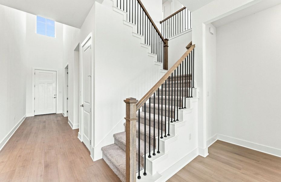 Spacious, unfurnished interior of a new home in Kuempel Estates, Pflugerville (Image 57).