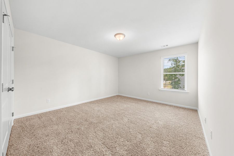 Spacious, unfurnished interior of a new home in Ramsey Landing, Rincon (Image 26).