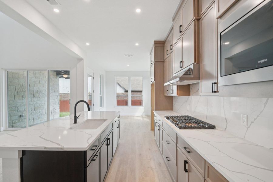 Home is under construction, not the actual photos – for illustrative purposes only. Please confirm features and color selections