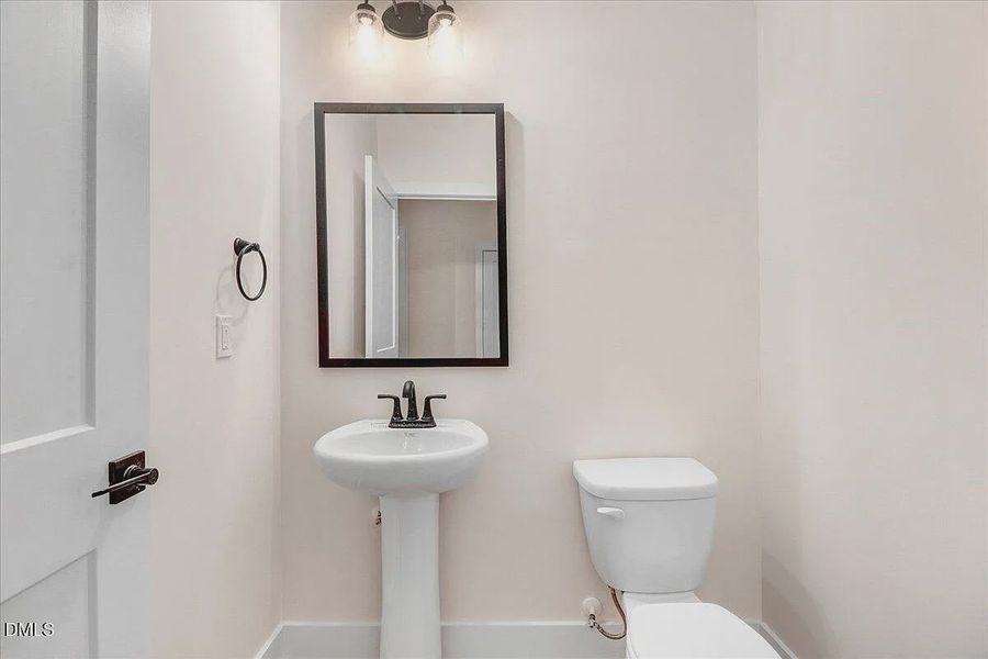 Furnished interior view inside a new home in Charlotte's Ridge, Middlesex (Image 13).