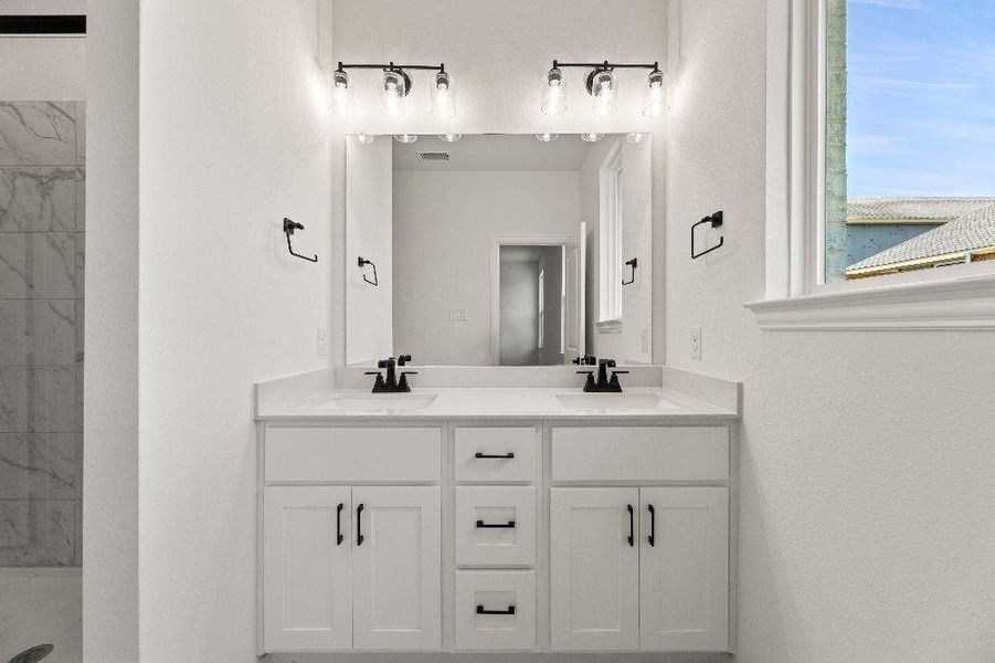 29. 1604 Grassy Pond - Bath (2) 29. 1604 Grassy Pond - Bath (2)