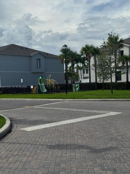 Community amenities in , Pompano Beach (Image 21).