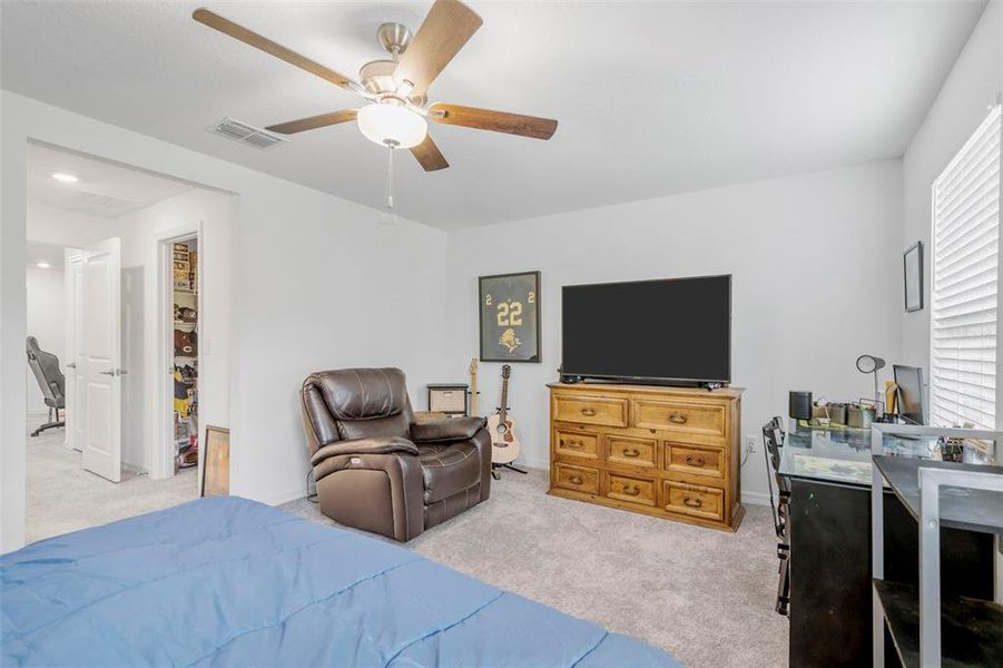 Furnished interior view inside a new home in , Land O' Lakes (Image 14).