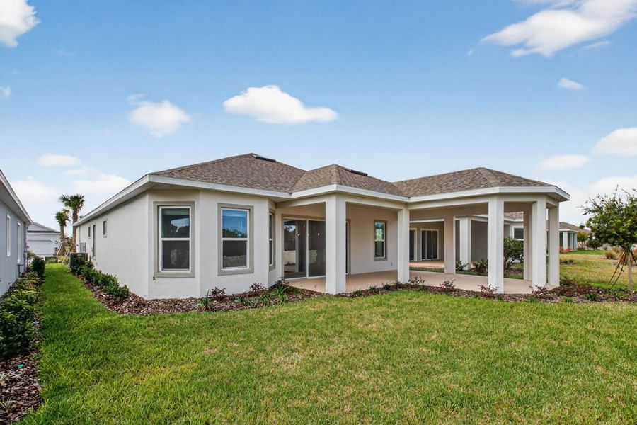 Exterior details and patio area of a home in Center Lake Ranch Community Group Page, St. Cloud (Image 19).