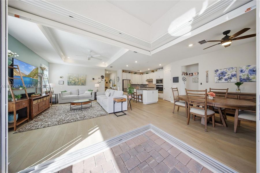 Furnished interior view inside a new home in Del Webb Minneola, Minneola (Image 31).
