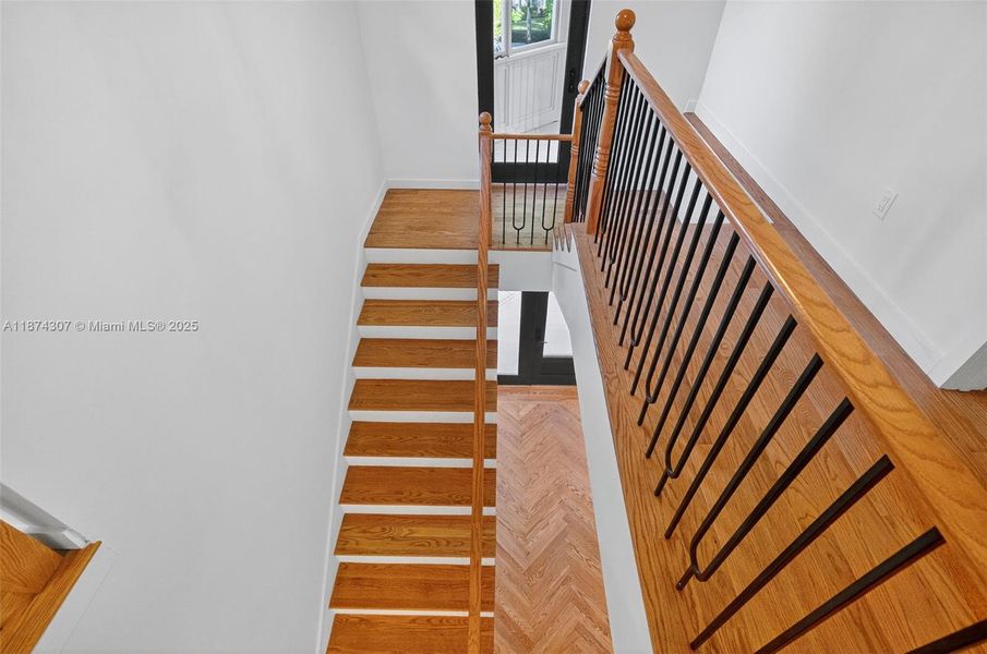 Spacious, unfurnished interior of a new home in , Miami (Image 20).