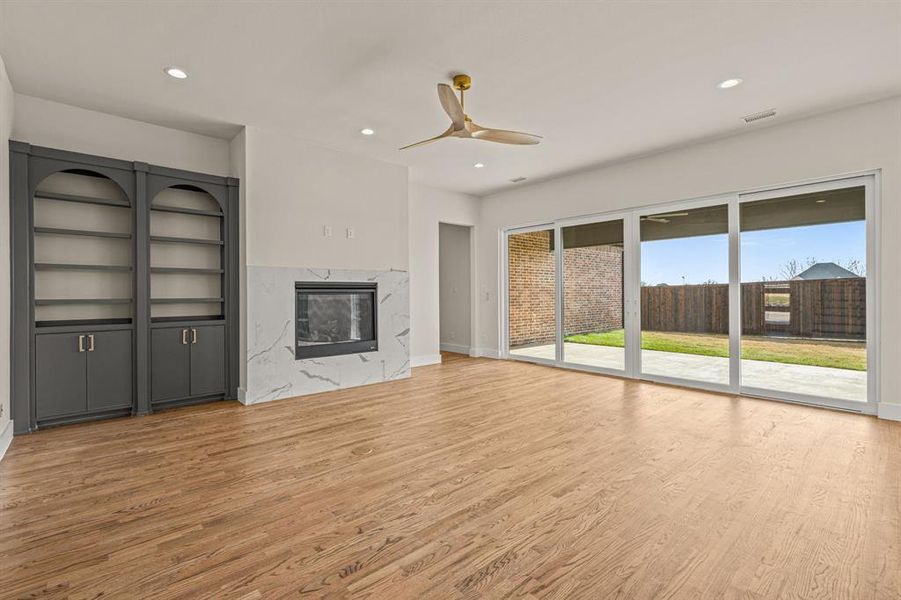 Spacious, unfurnished interior of a new home in The Grove, North Richland Hills (Image 24).