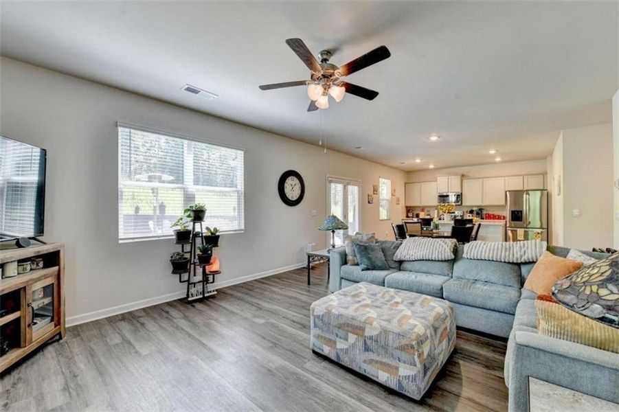 Furnished interior view inside a new home in Twin Lakes, Hoschton (Image 40).