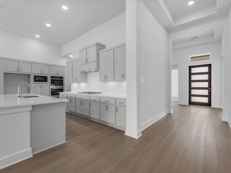 Furnished interior view inside a new home in Sienna 60’, Missouri City (Image 13).
