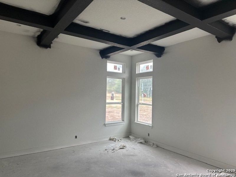 Spacious, unfurnished interior of a new home in Heimer Estates at Garden Ridge, San Antonio (Image 11).