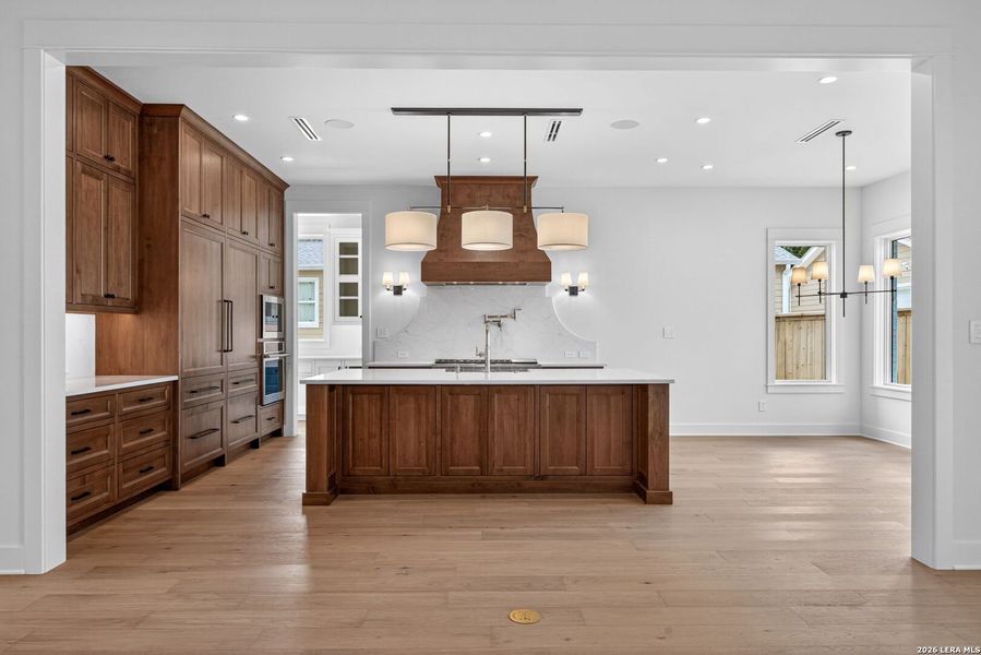 Furnished interior view inside a new home in , Alamo Heights (Image 13).