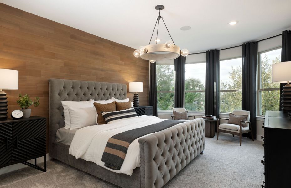 Owner's Suite with Bay Windows