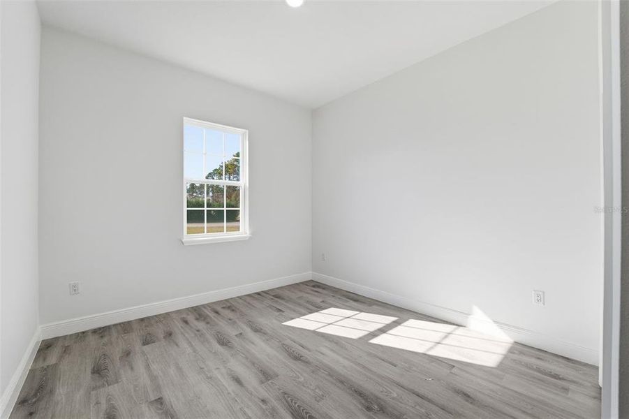 Spacious, unfurnished interior of a new home in , Ocala (Image 29).