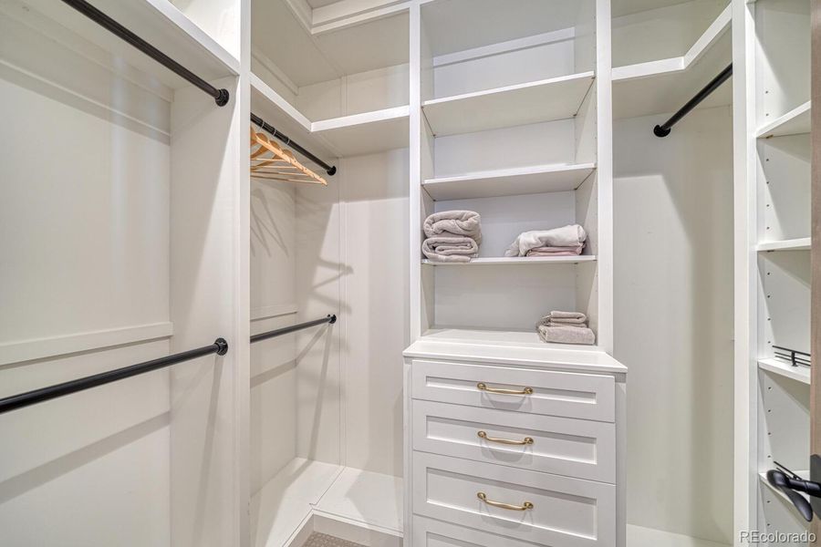 Each additional bedroom on the main floor have large walk in closets. Each additional bedroom on the main floor have large walk in closets.