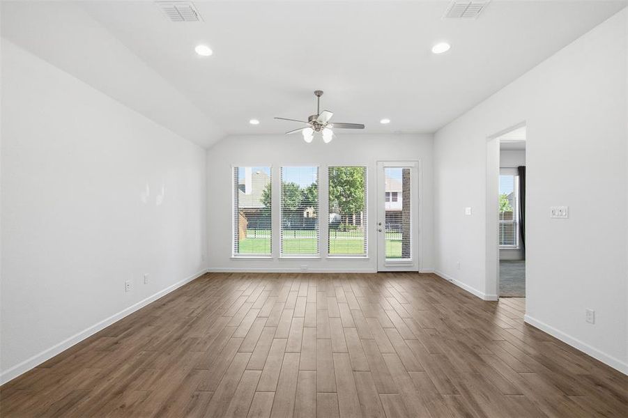 Spacious, unfurnished interior of a new home in Devonshire, Forney (Image 13).