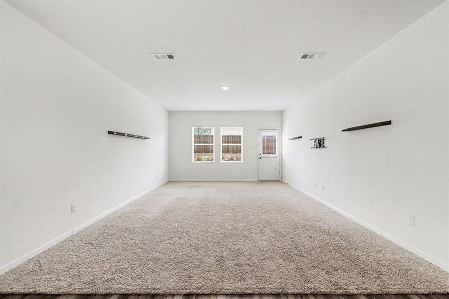 Spacious, unfurnished interior of a new home in , Princeton (Image 26).