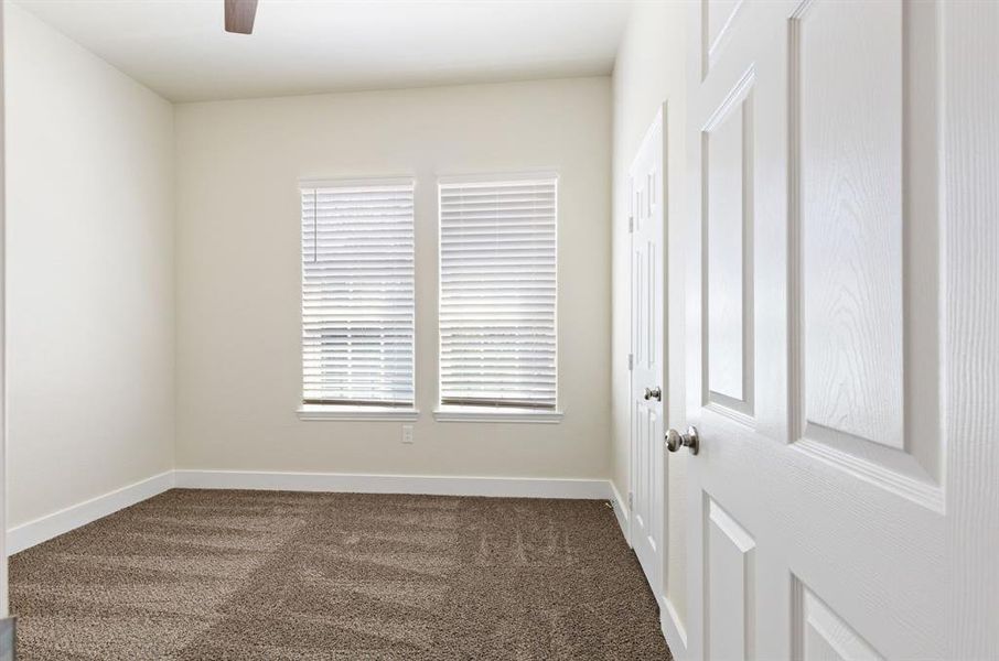 Spacious, unfurnished interior of a new home in , Bonham (Image 15).