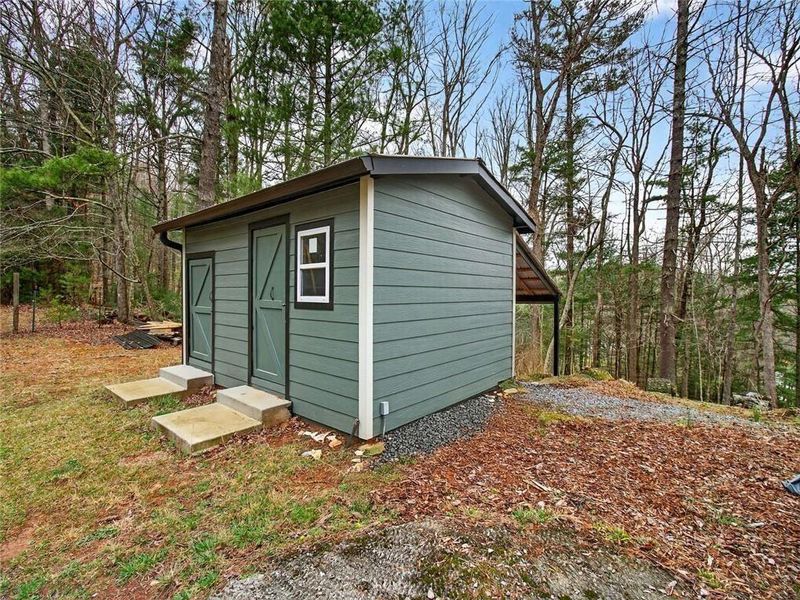Exterior details and patio area of a home in , Ellijay (Image 30). Exterior details and patio area of a home in , Ellijay (Image 30).