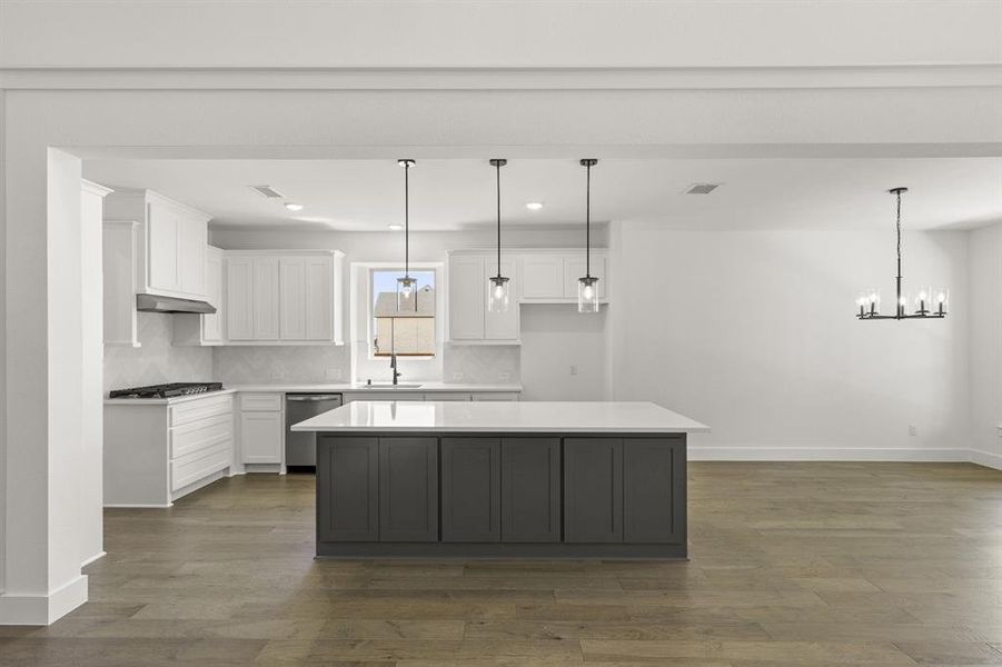 Furnished interior view inside a new home in Inspiration, Seis Lagos (Image 17). Furnished interior view inside a new home in Inspiration, Seis Lagos (Image 17).