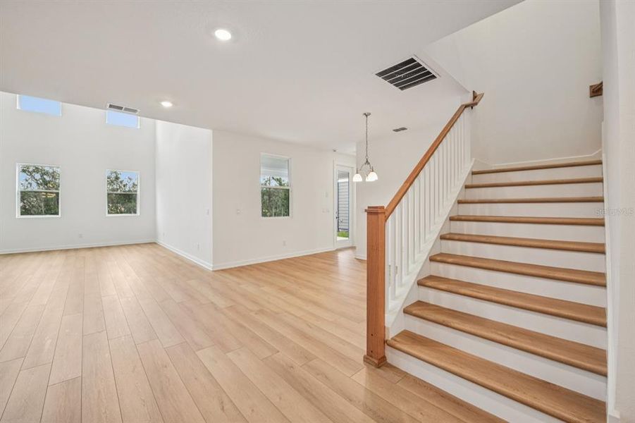 Spacious, unfurnished interior of a new home in Northlake Traditional, Winter Garden (Image 51). Spacious, unfurnished interior of a new home in Northlake Traditional, Winter Garden (Image 51).