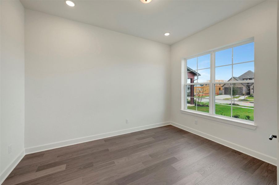 Spacious, unfurnished interior of a new home in Pomona 45' Homesites, Manvel (Image 18).