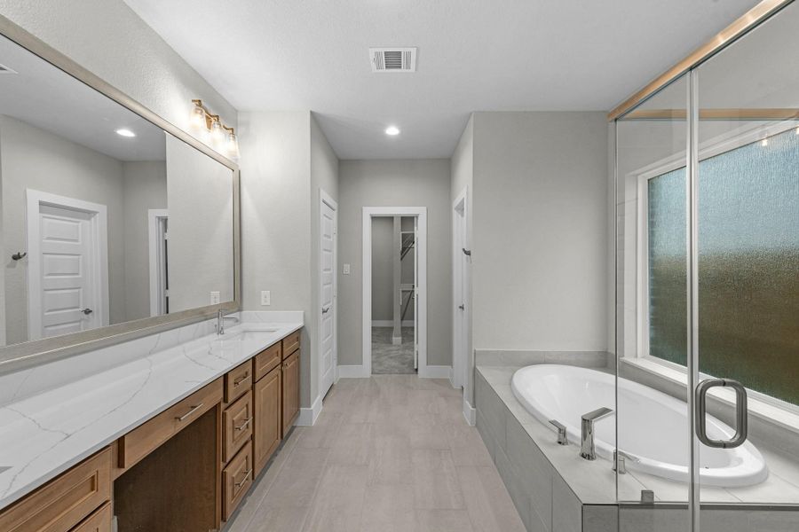 Furnished interior view inside a new home in Morton Creek Ranch, Katy (Image 10).