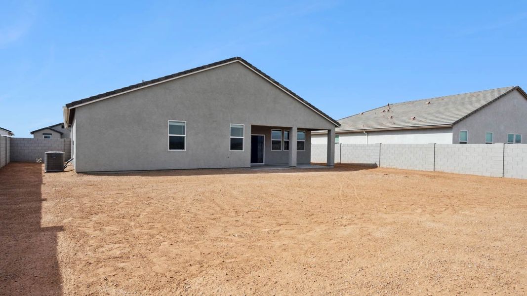 Exterior details and patio area of a home in Magma Ranch Vistas, Florence (Image 21).