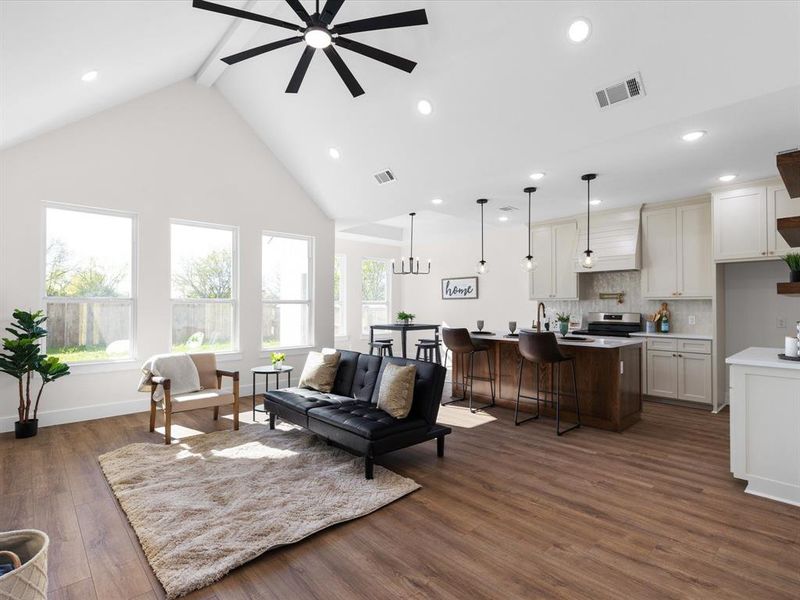 Furnished interior view inside a new home in , Fort Worth (Image 14).