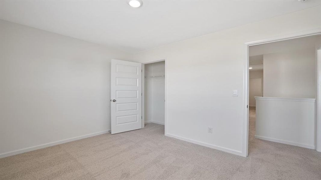 Spacious, unfurnished interior of a new home in Teamon Pointe, Griffin (Image 14).