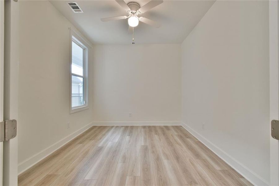 Spacious, unfurnished interior of a new home in , Hoschton (Image 31).