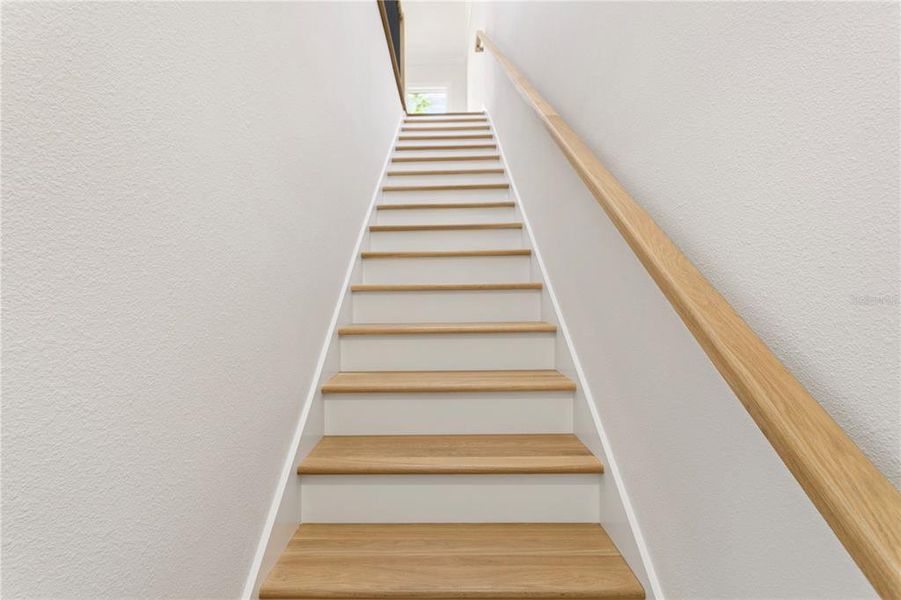 Spacious, unfurnished interior of a new home in , St. Petersburg (Image 35).