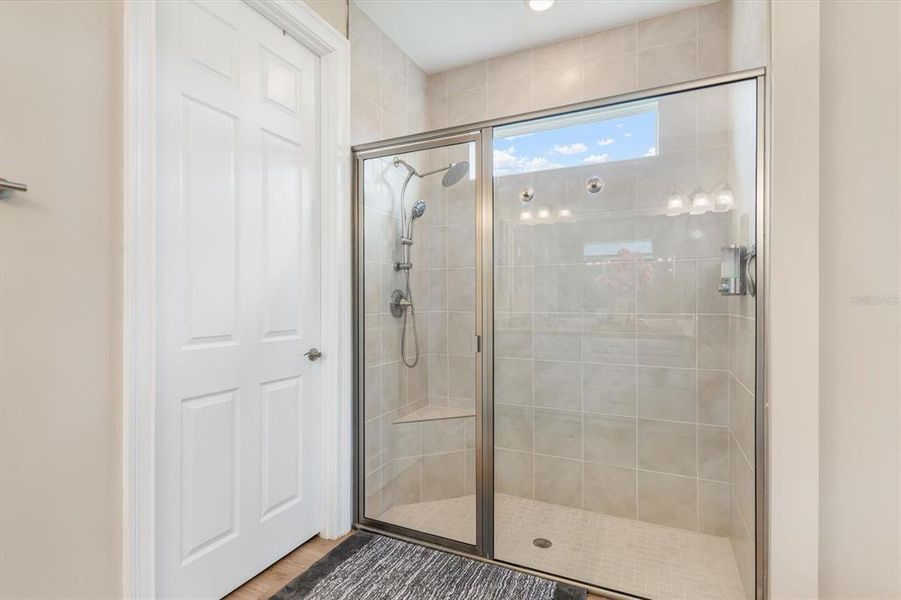 Image 34 of a home in .