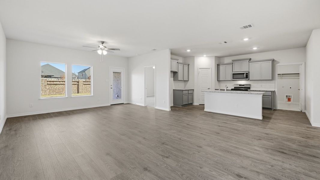 Representative unfurnished interior of a home built from the Palmview by D.R. Horton in Winchester Crossing, Princeton (Image 9).