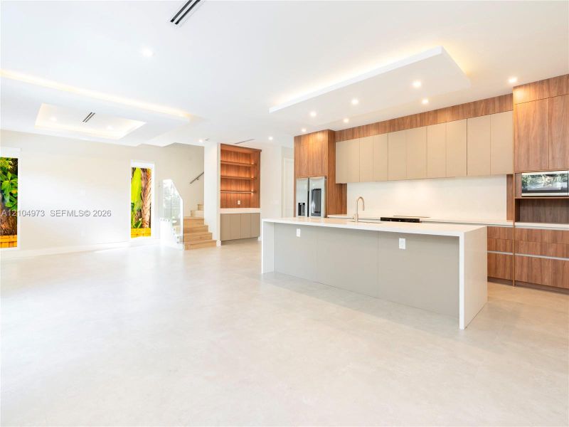 Furnished interior view inside a new home in , Fort Lauderdale (Image 8).