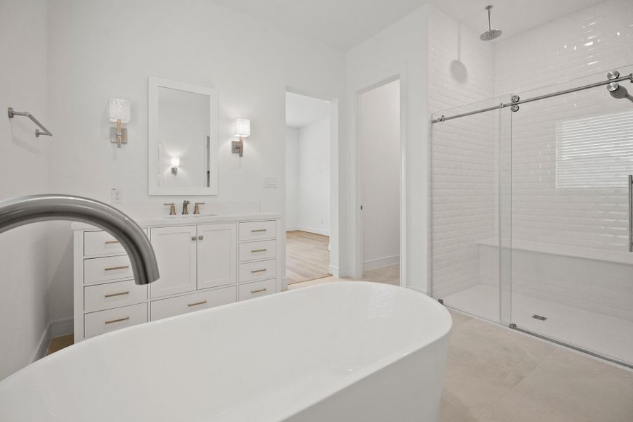 Furnished interior view inside a new home in Westland Ranch - 70' Homesites, League City (Image 11).