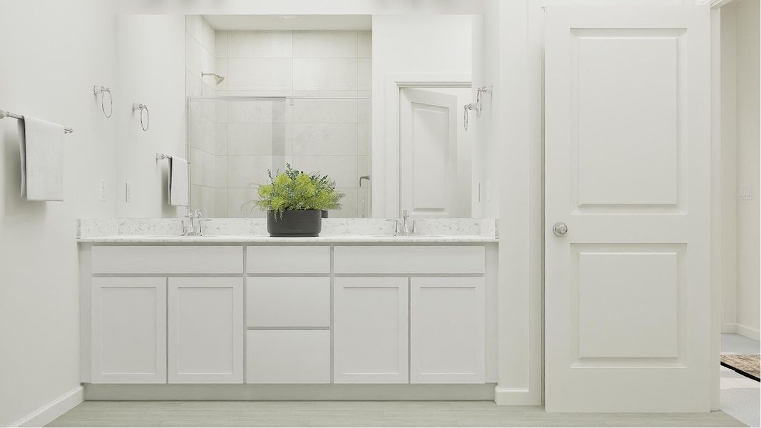 3538 Aurora Owners Bath 1of2 F1 Base2 9 19 25