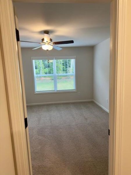 Spacious, unfurnished interior of a new home in Medlock Park, Austell (Image 15).