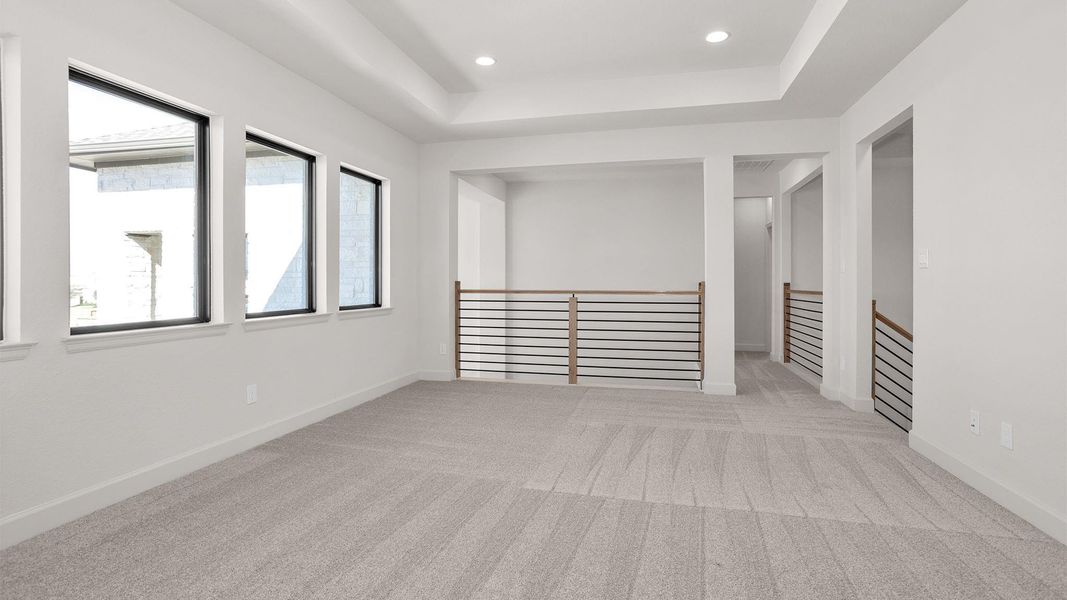 Spacious, unfurnished interior of a new home in Jordan Ranch 65', Fulshear (Image 8).