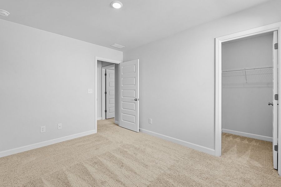 Spacious, unfurnished interior of a new home in Fieldstone, Lexington (Image 45). Spacious, unfurnished interior of a new home in Fieldstone, Lexington (Image 45).