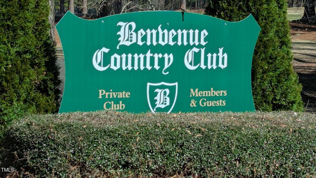 Benevue Country Club-Gold