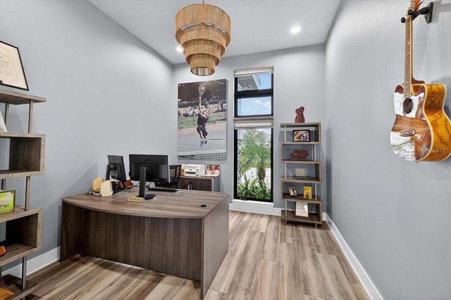Furnished interior view inside a new home in , Bradenton (Image 59).