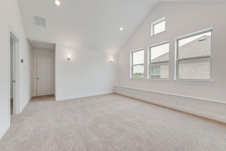 Spacious, unfurnished interior of a new home in Somerset Park, Rockwall (Image 20). Spacious, unfurnished interior of a new home in Somerset Park, Rockwall (Image 20).